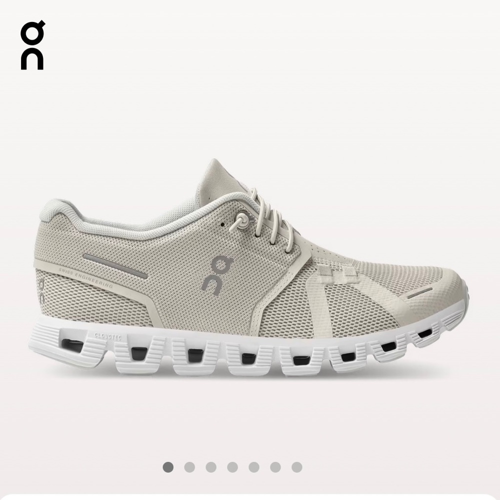 On Cloud 5 Women’s Running Shoe Sneakers, Size 7.5, Pearl/White